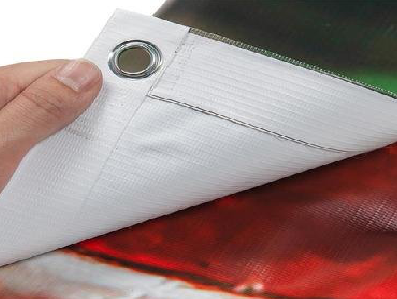 理塘喷绘和刀刮布的工艺区别。