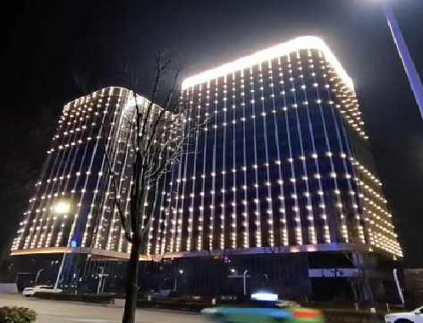 理塘亮化工程安装注意事项。